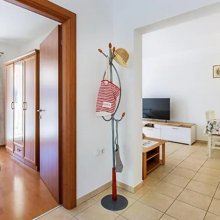 Vakantiehuis Amazing In With 1 Bedrooms